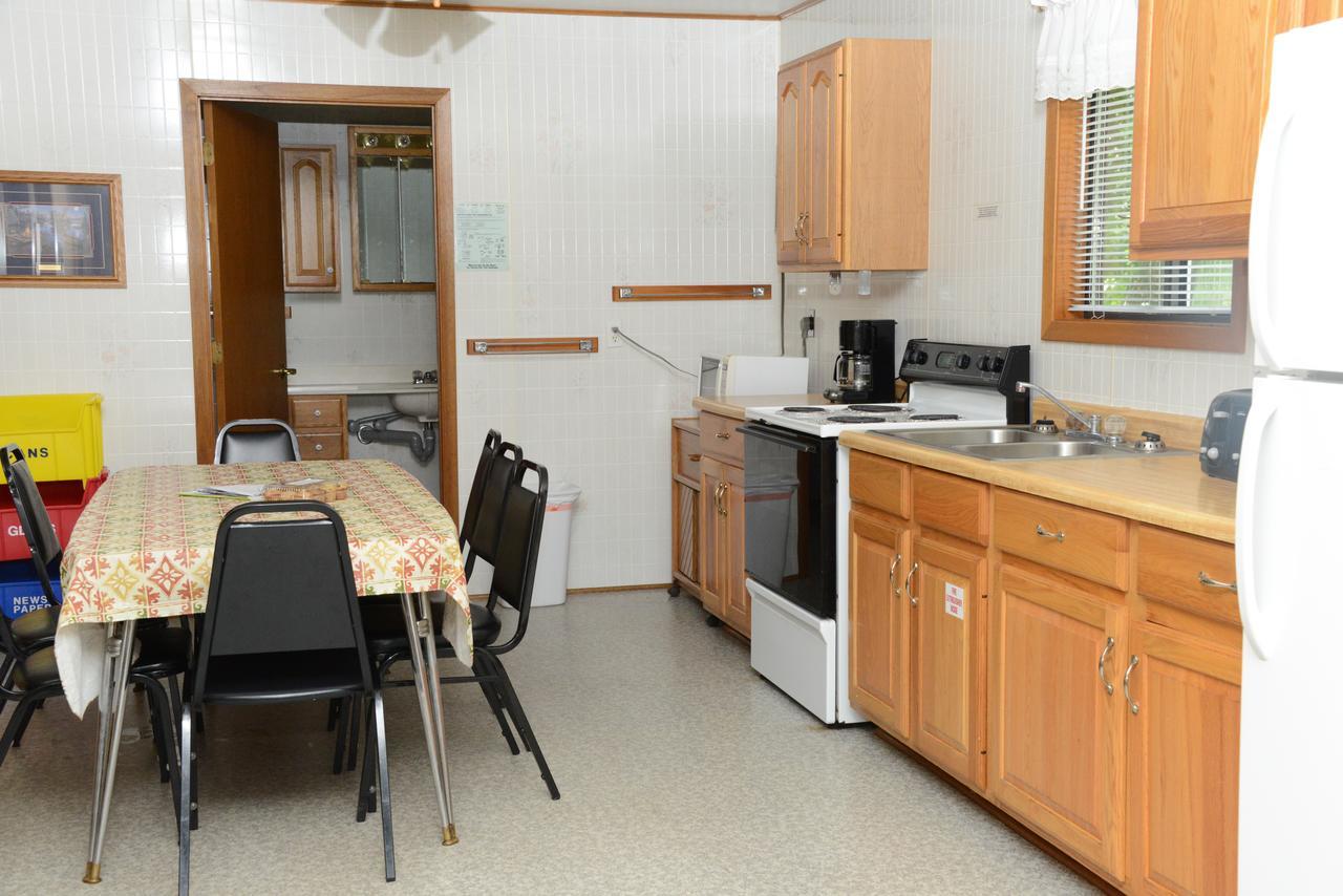 Riverside Resort Richmond Extérieur photo